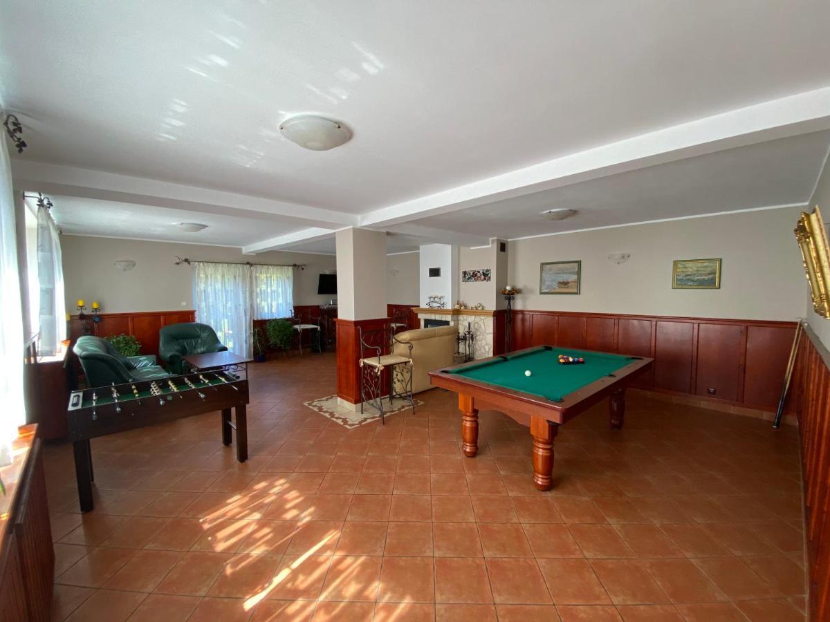 Villa Holma *** Agroturystyka Zbychowo Exteriér fotografie