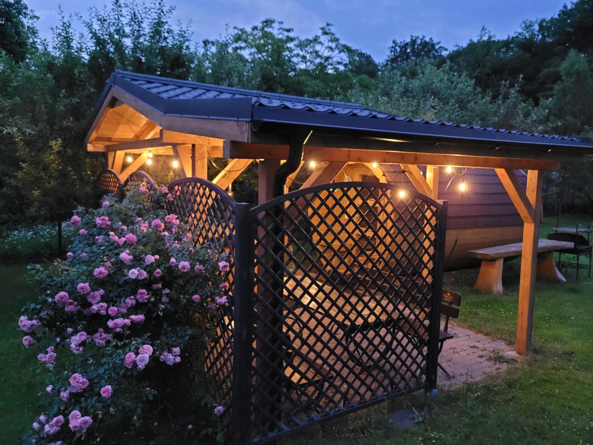 Villa Holma *** Agroturystyka Zbychowo Exteriér fotografie